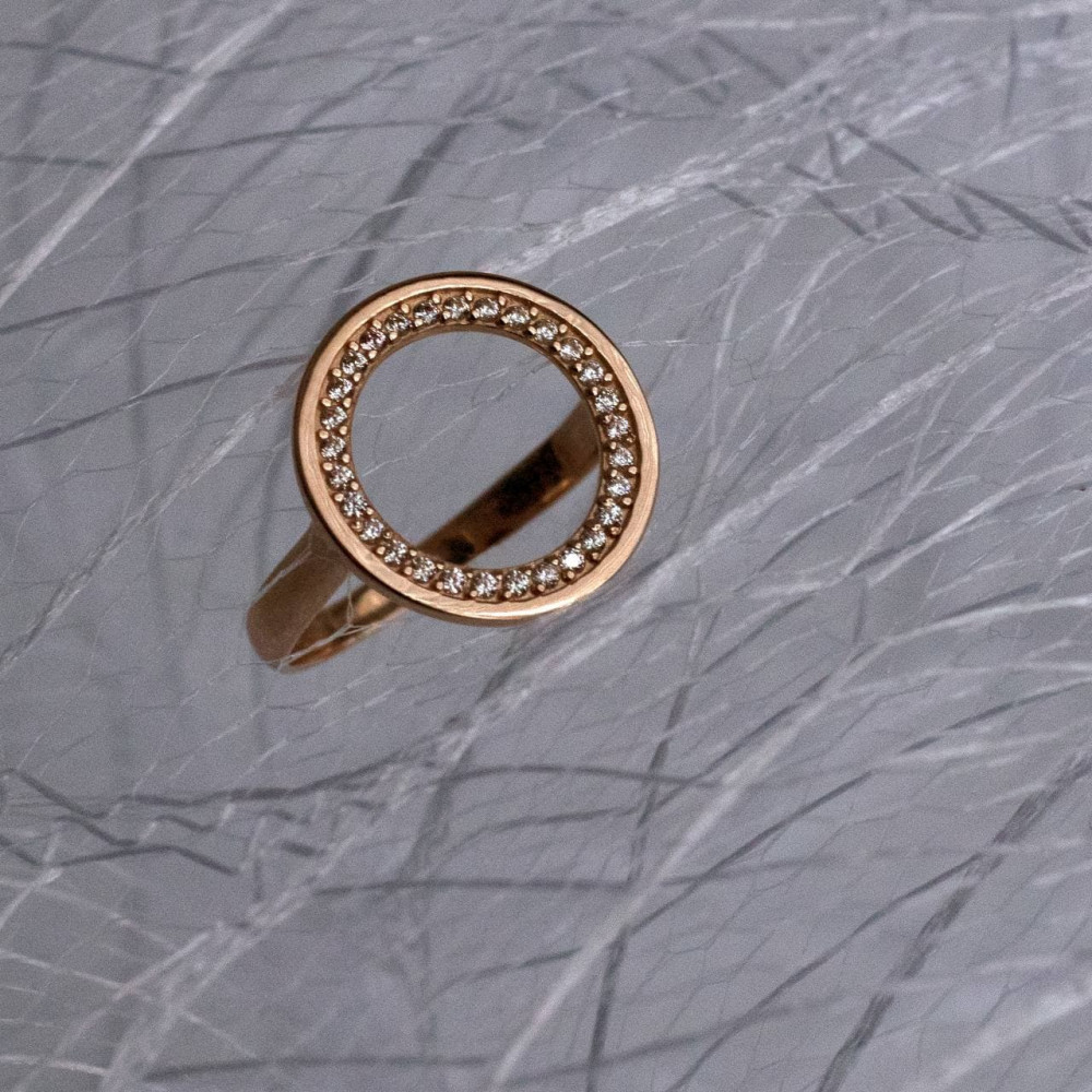 Золотое кольцо с фианитами. Артикул 380629  размер 17.5 - Фото 3