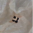 Золотое кольцо с фианитами и эмалью. Артикул 380663Е  размер 17.5 - Фото 4
