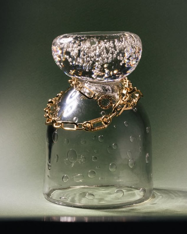 Gold bracelet with cubic zirconias. Article 820242  size 180 - Photo 4