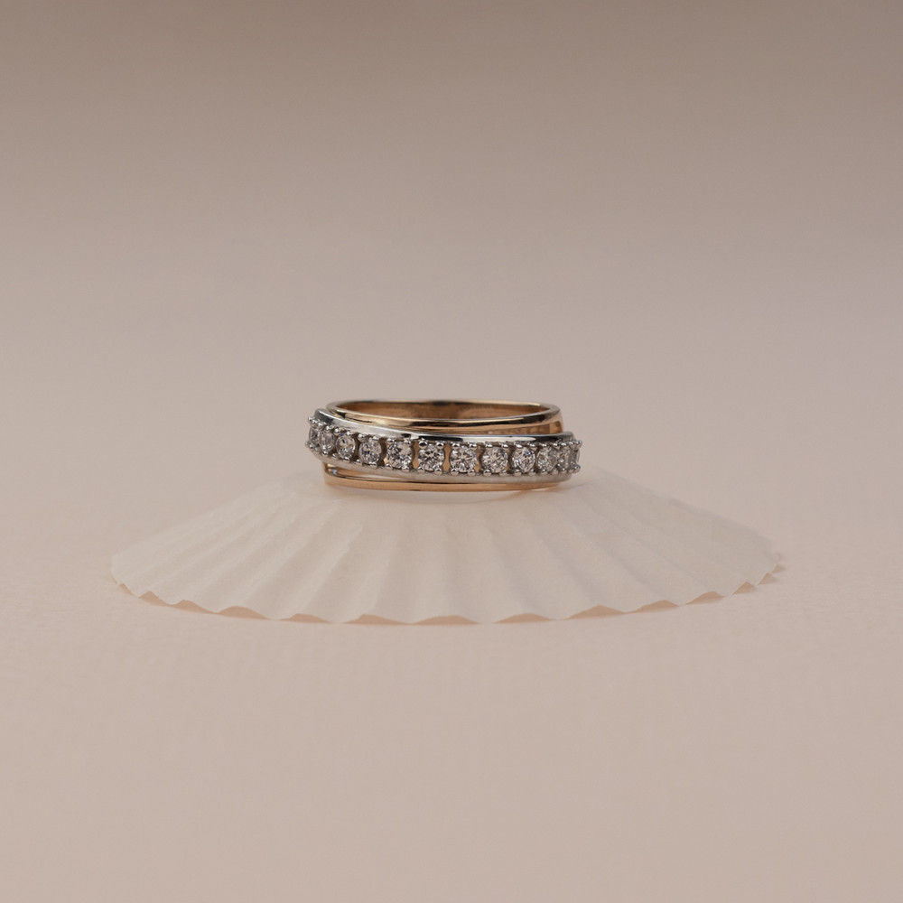 Золотое кольцо с фианитами. Артикул 350006  размер 18.5 - Фото 2