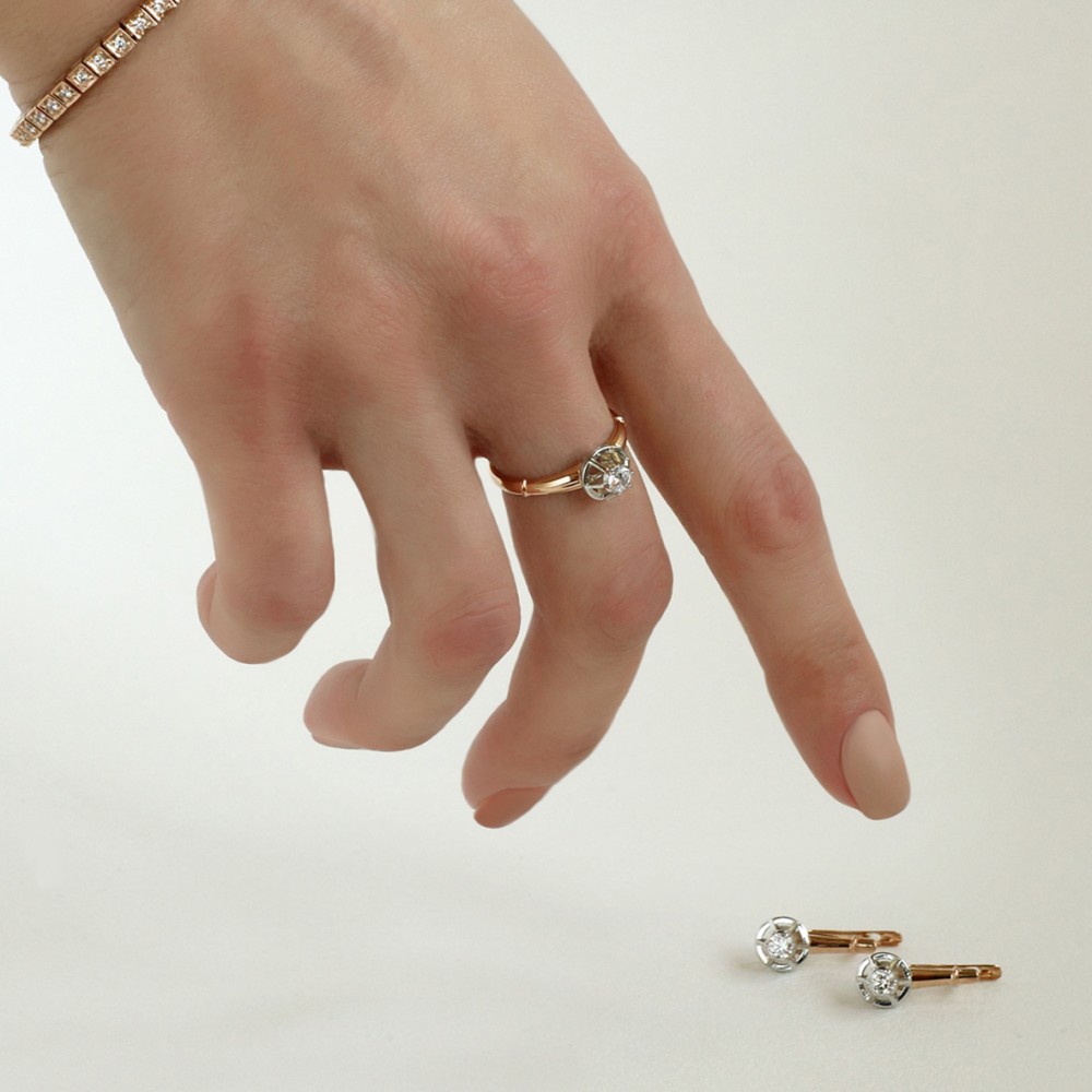 Золотое кольцо с фианитом. Артикул 350057  размер 18.5 - Фото 2