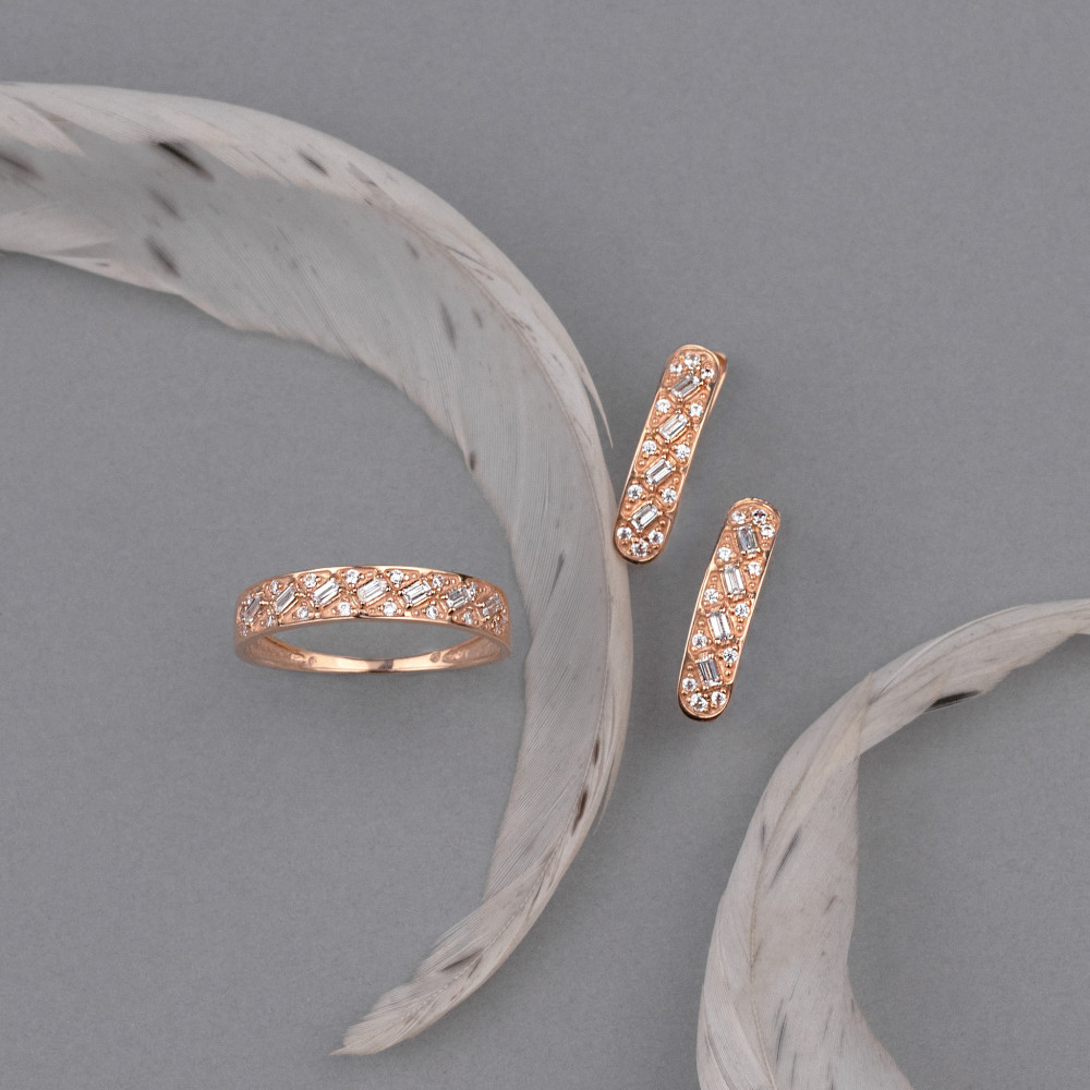 Золотое кольцо со вставками фианитов (циркония). Артикул 380576  размер 16.5 - Фото 2