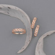 Золотое кольцо со вставками фианитов (циркония). Артикул 380576  размер 19 - Фото 3